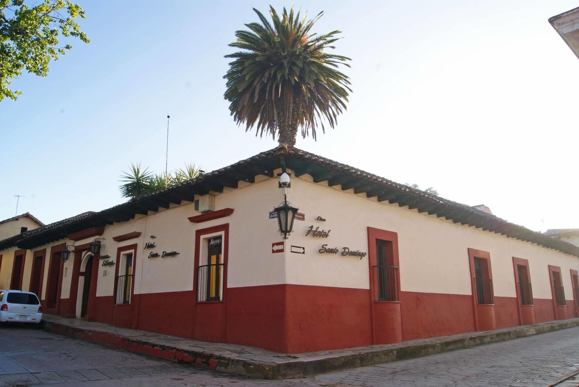 Hotel Plaza Santo Domingo San Cristobal de las Casas Exterior photo